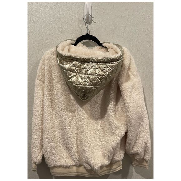 UGG Cream Gold Loyra Stripped Metallic Sherpa Hoodie - Picture 7 of 7